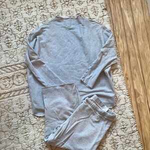 Frank & Eileen Cozy Gray Lounge Set